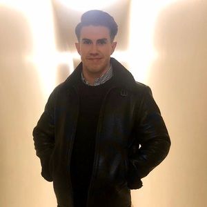 Meet your Posher, Alex